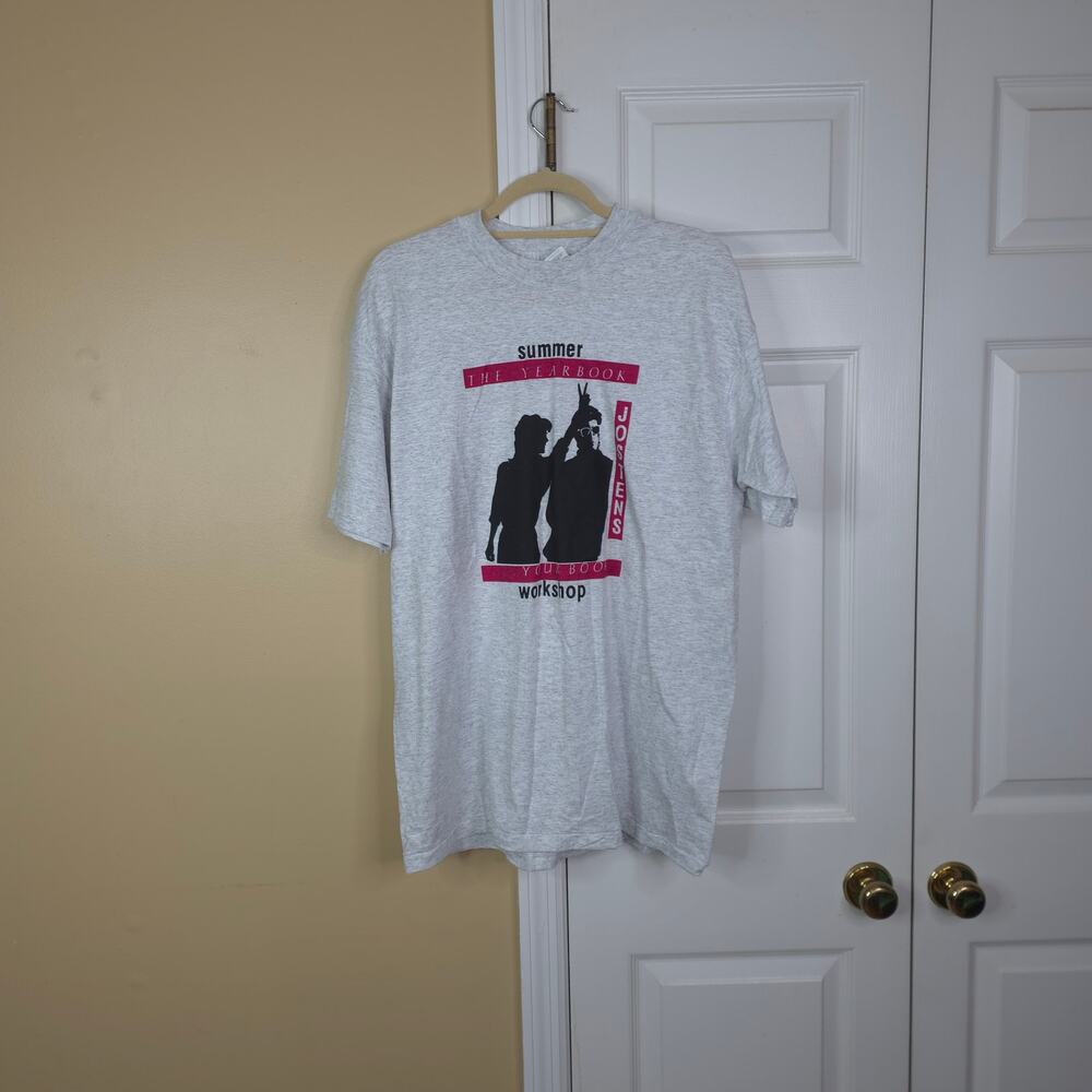 Vintage Jostens Yearbook Summer Workshop Graphic T Shirt XL Single Stitch Gray